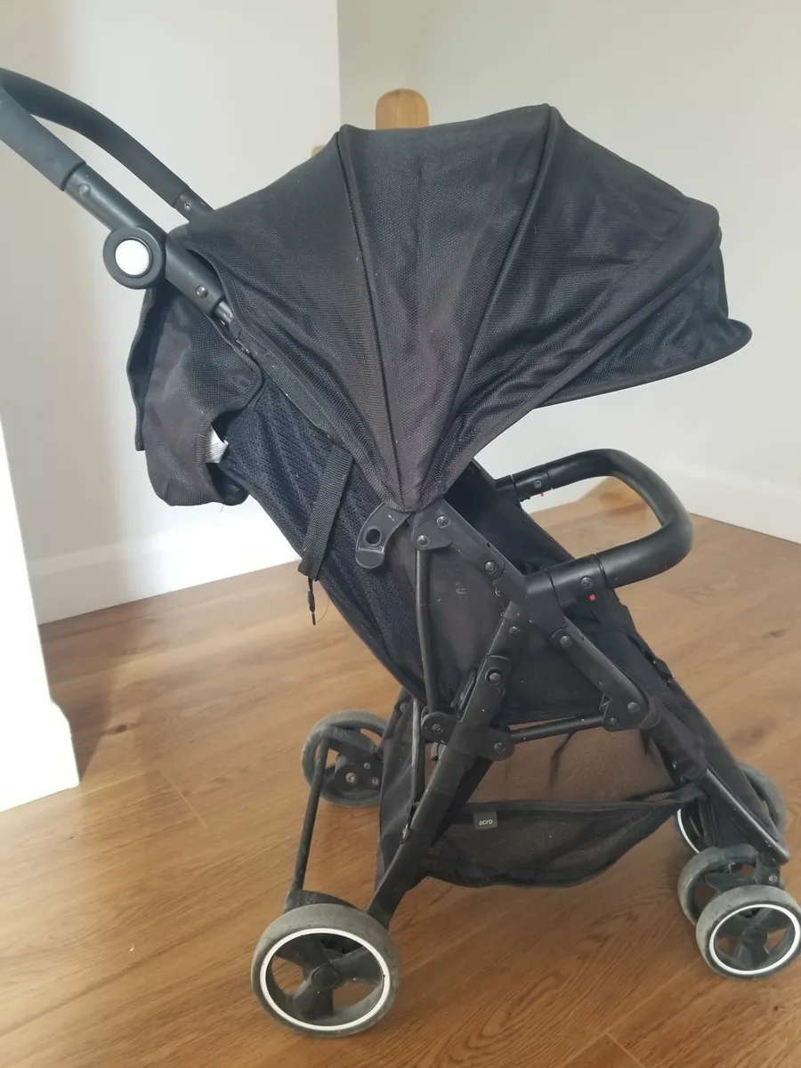 Mamas and papas travel pram - Image 1