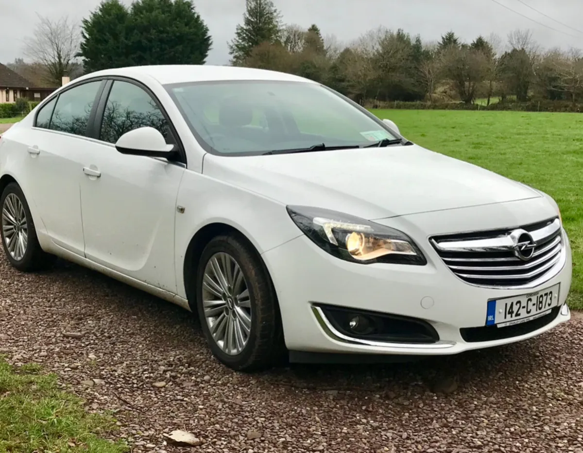 142 Opel Insignia - Image 1