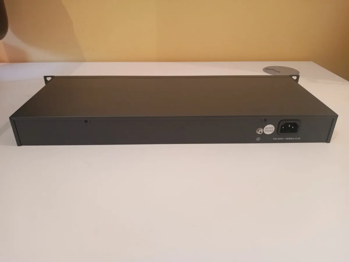 Postage-TP-Link TL-SF1024 /24 Port Gigabit Switch - Image 2