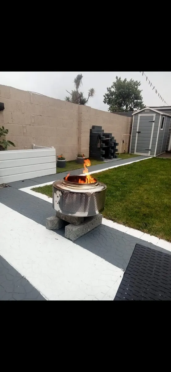 2 x Firepits - Image 1
