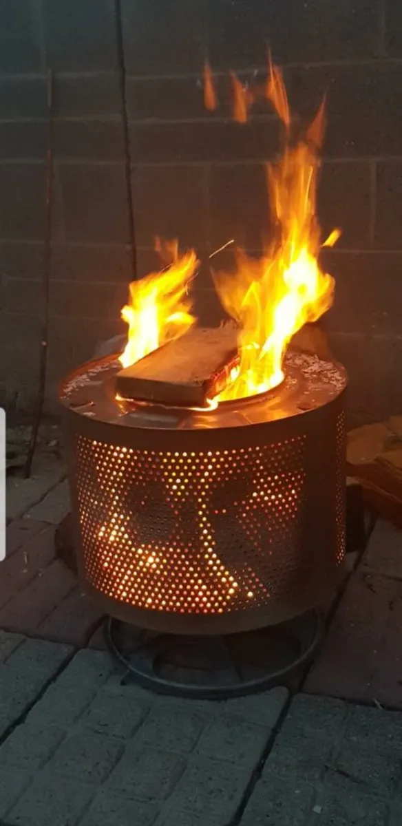 2 x Firepits - Image 4