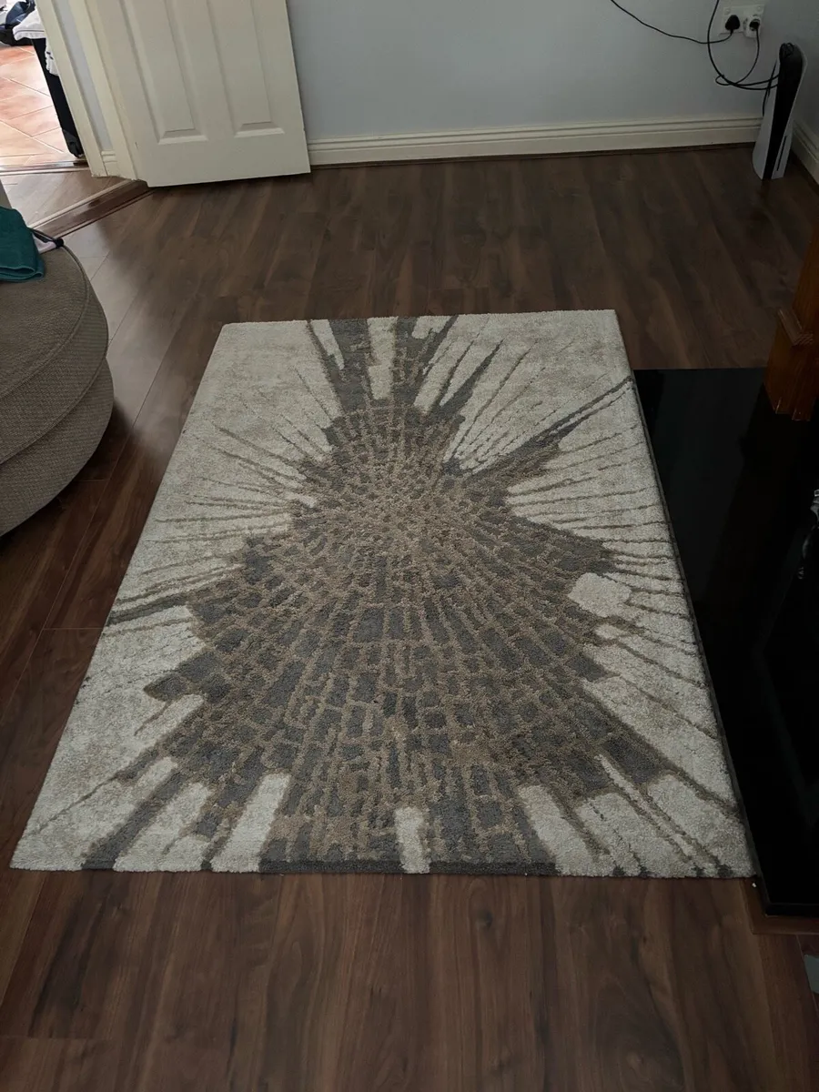 Pasha Rug - Image 1