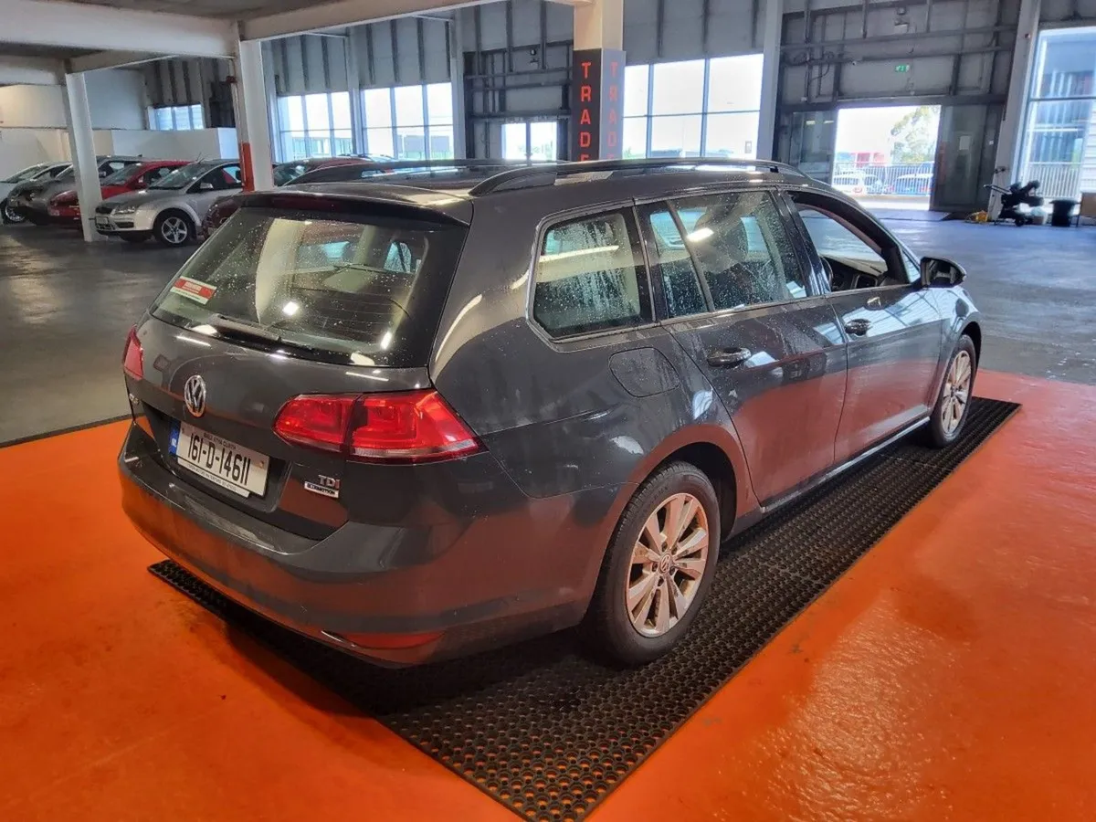 Volkswagen Golf 1.6 TDI EST 110HP BMT Comfortline - Image 3