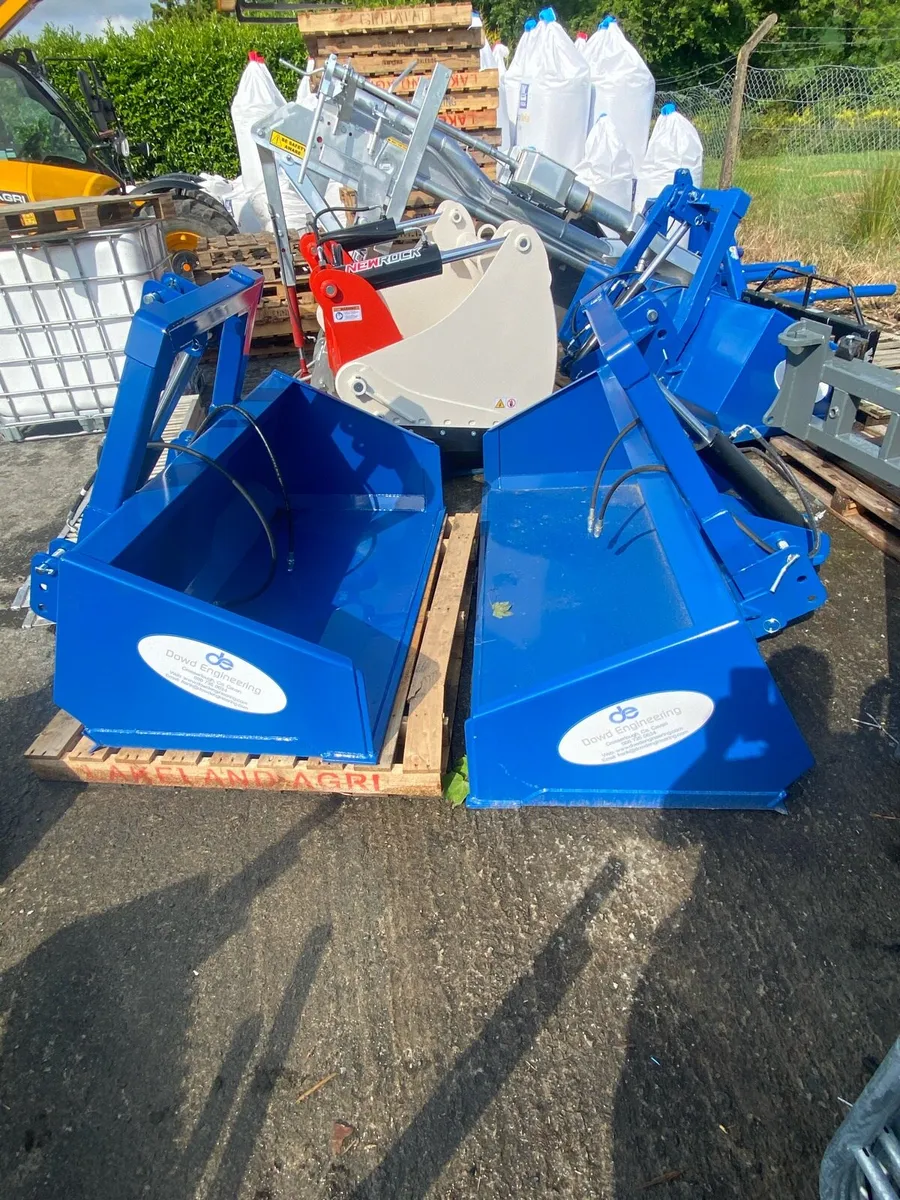 double bale lifers  single lifters power box’s - Image 1