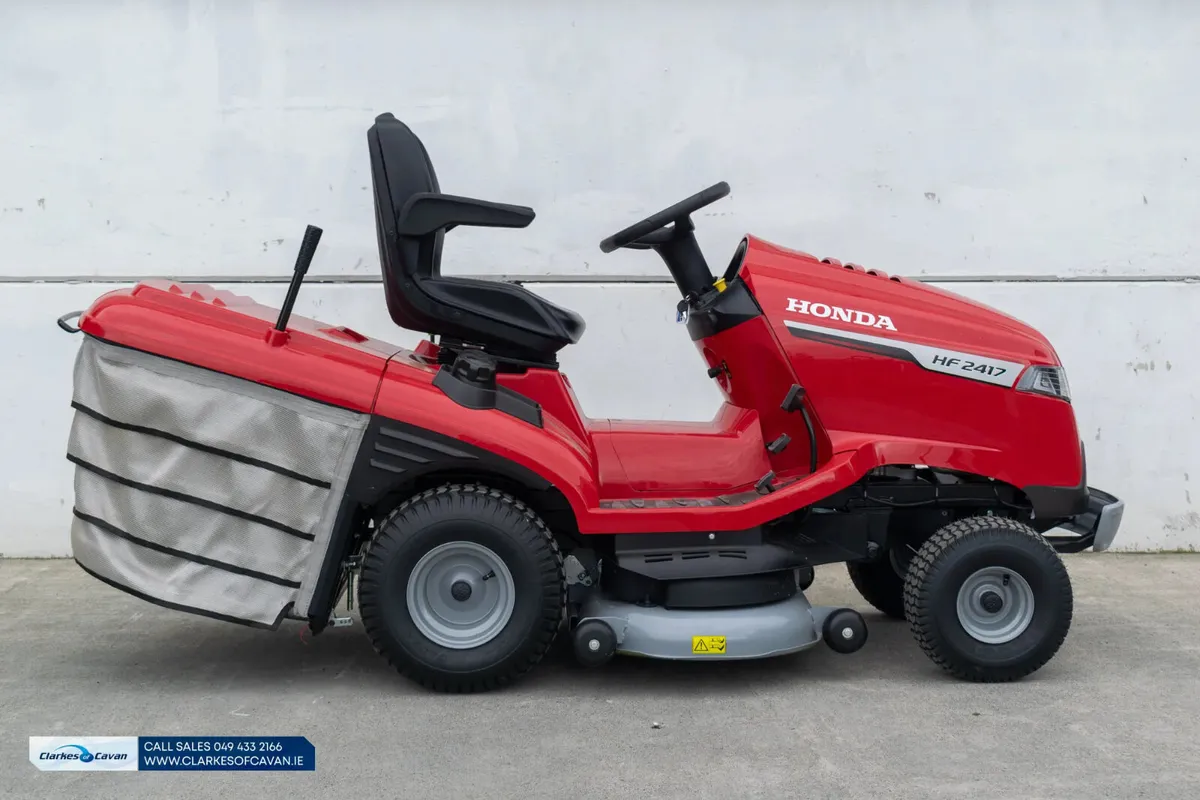 Demo Honda HF 2417 Lawnmower - Image 3