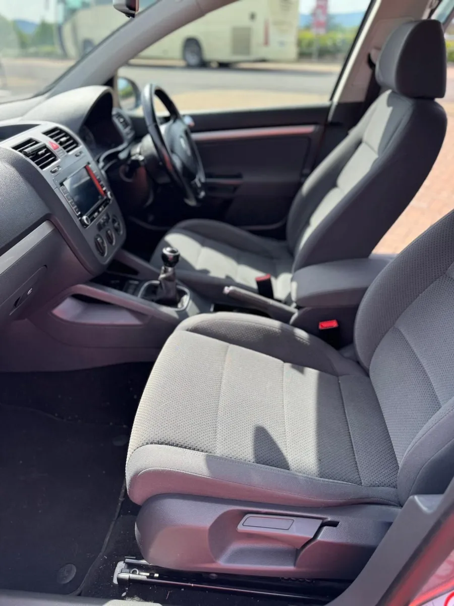 VW Golf - Image 4