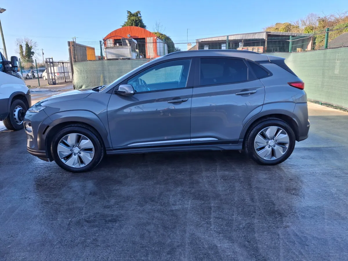 202 Hyundai Kona  Premium  204ps  107 miles - Image 4
