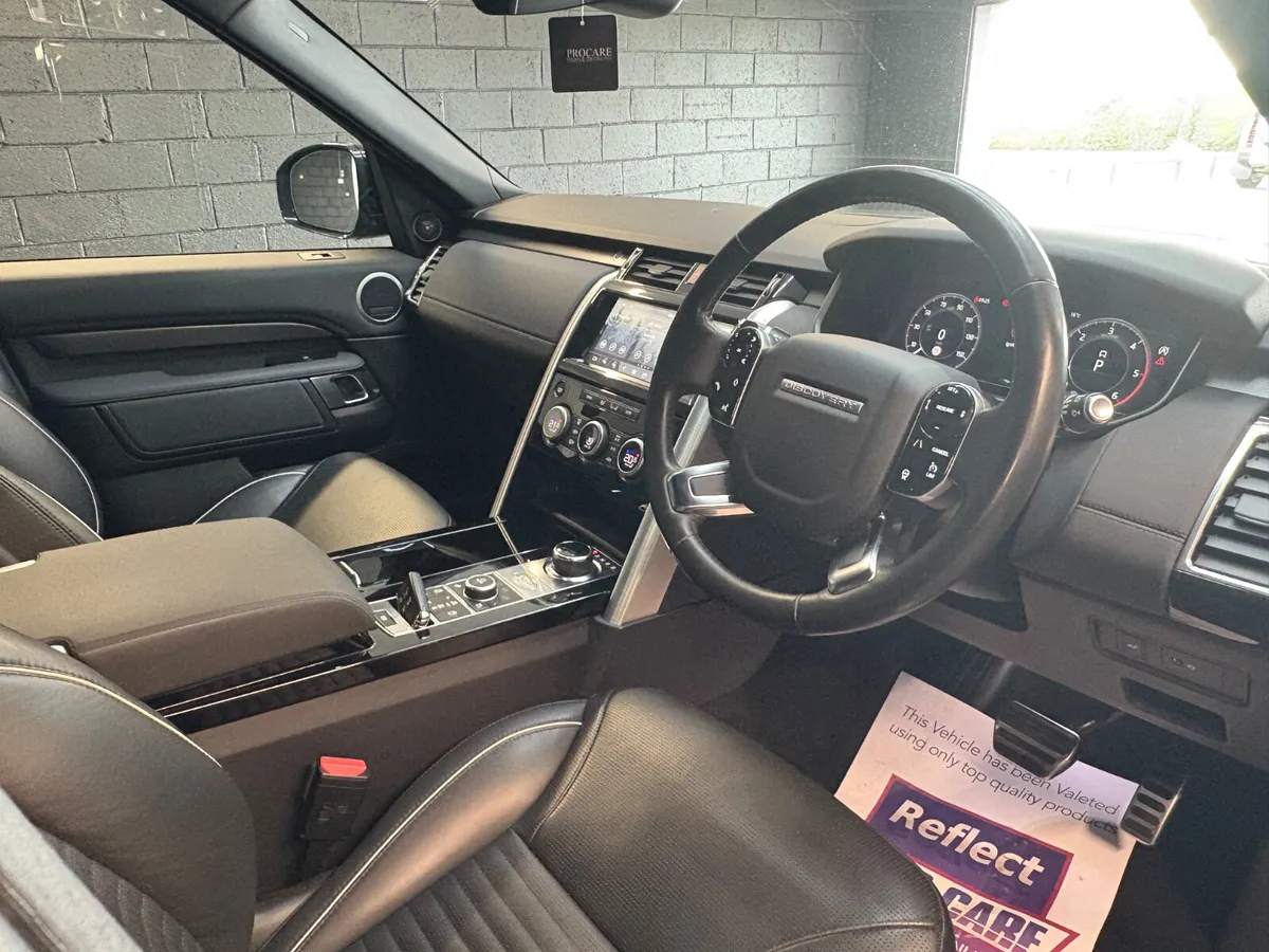 2019 Landrover Discovery Black Edition 3.0D - Image 3