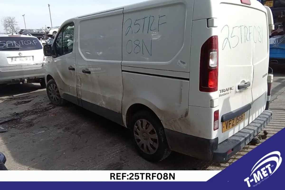 2014 RENAULT TRAFIC BREAKING FOR PARTS - Image 3