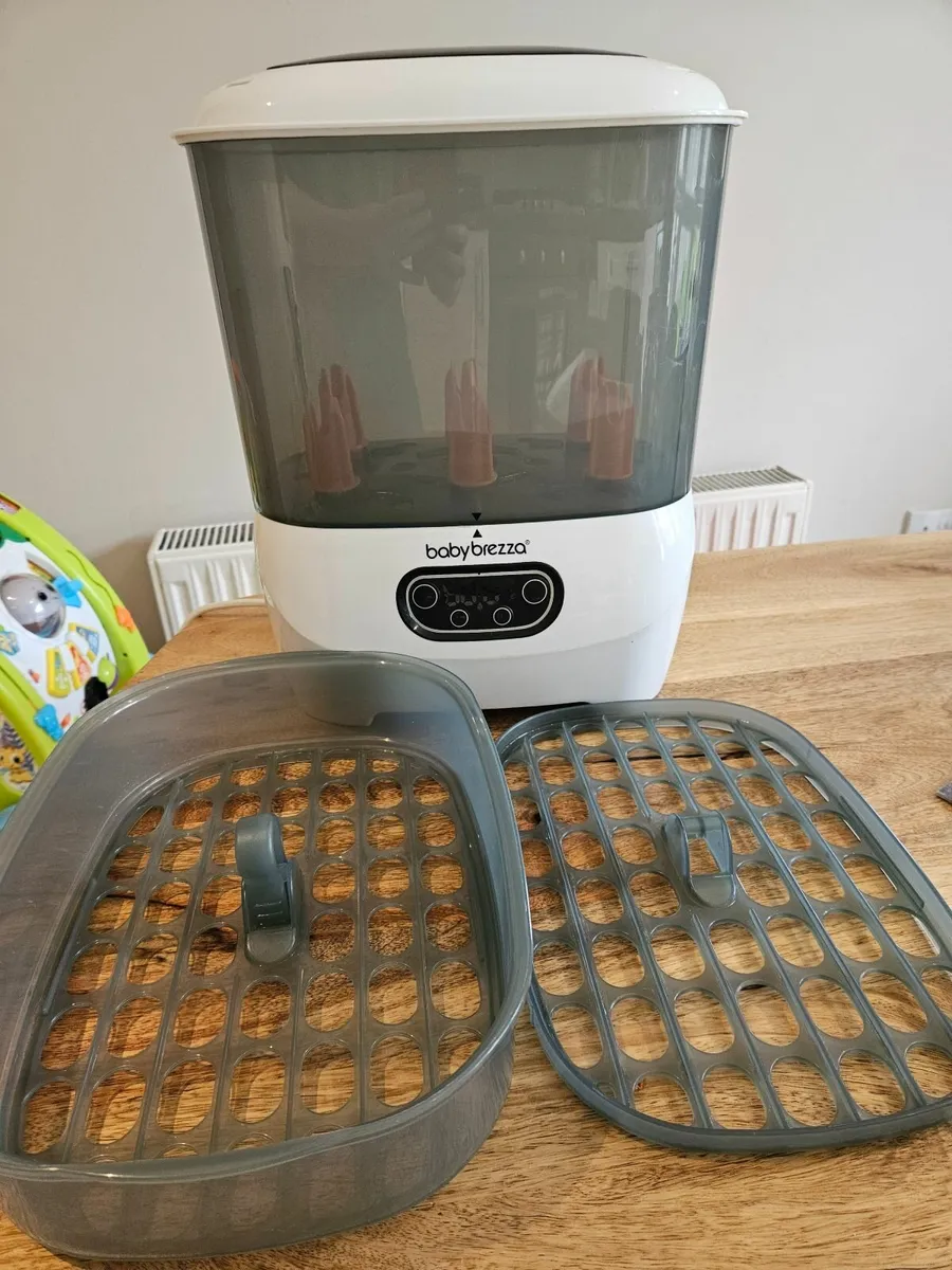 Baby Brezza Steriliser and Dryer - Image 3