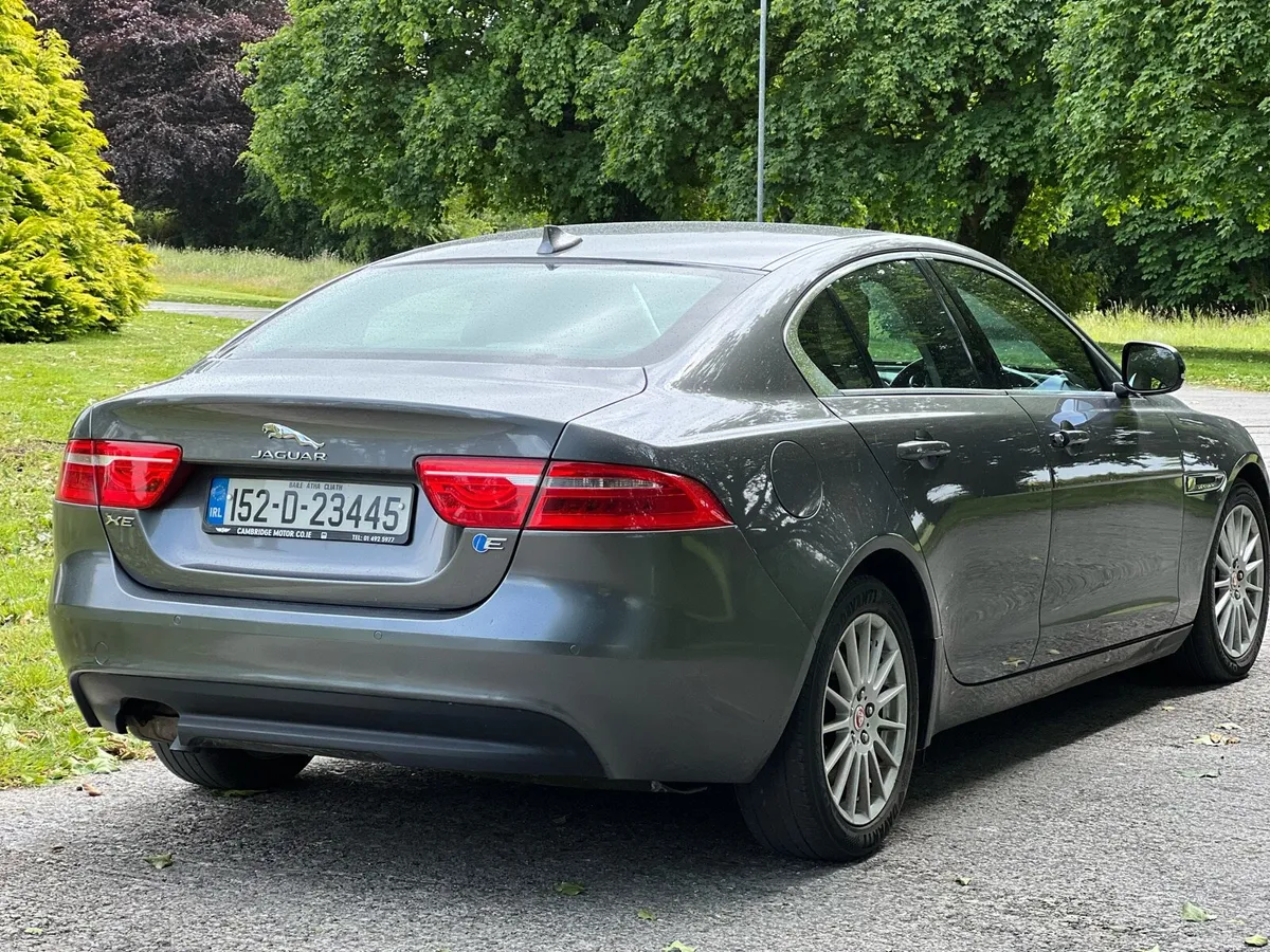 Jaguar xe automatic - Image 2