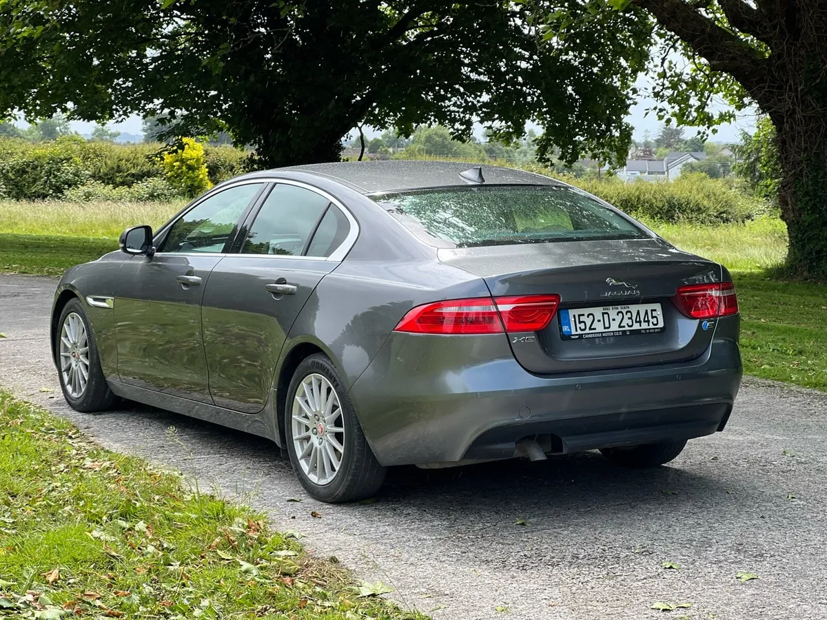 Jaguar xe automatic - Image 3