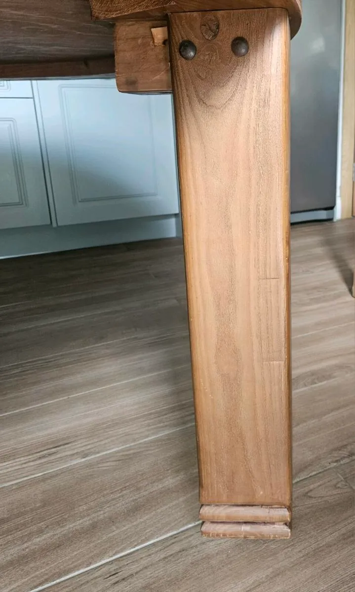 Kitchen Table - Image 3