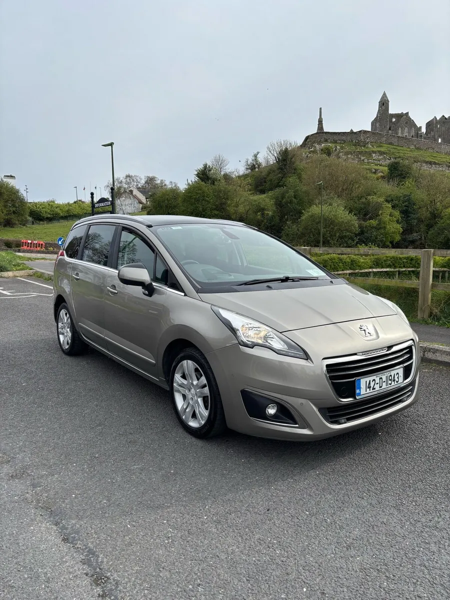 142 Peugeot 5008 - Image 1