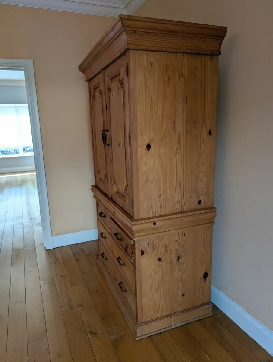 Kitchen dresser - Image 2