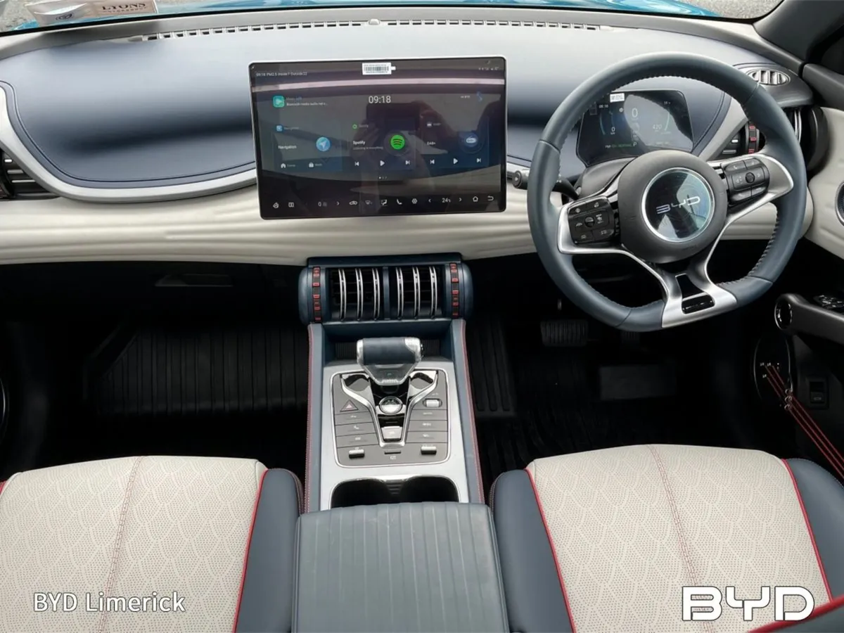 BYD ATTO 3 60kwh 204PS Design- Demo Model - Image 2