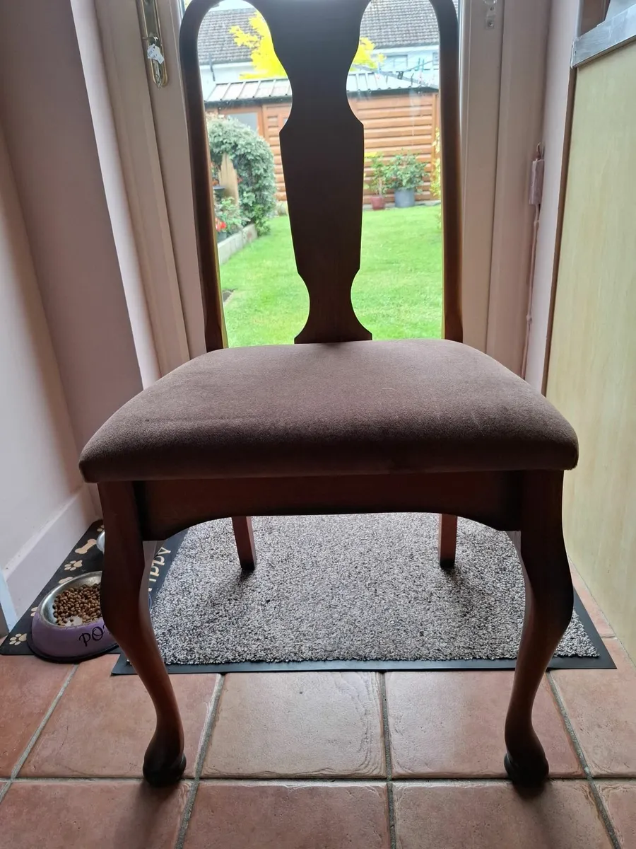 Mahogany Dining Table and Chairs - Image 1