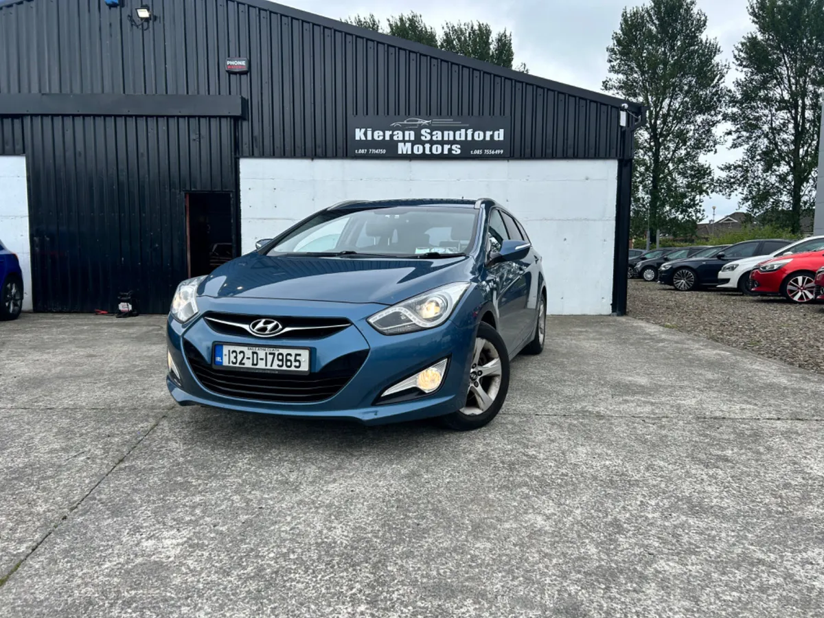 2013 Hyundai i40 - Image 1