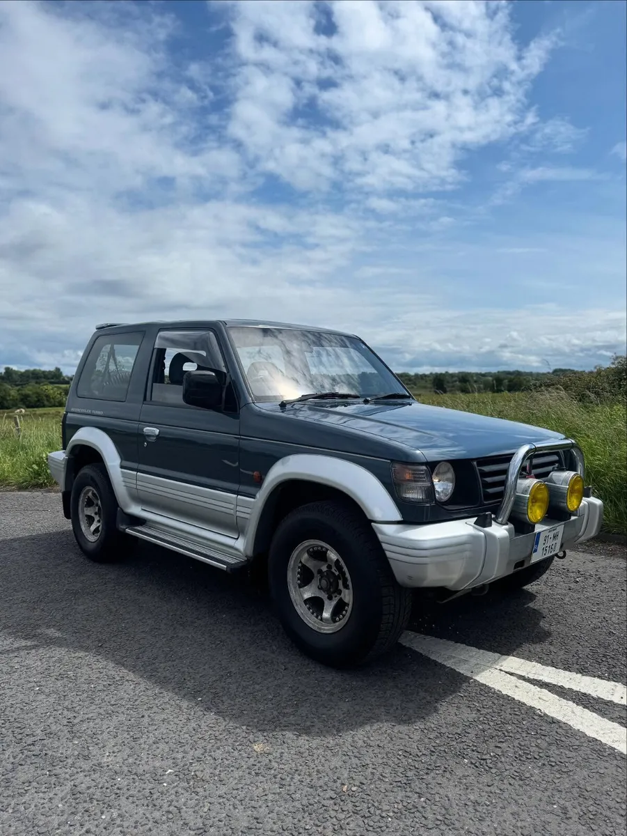 1991 Mitsubishi Pajero SWB - Image 1