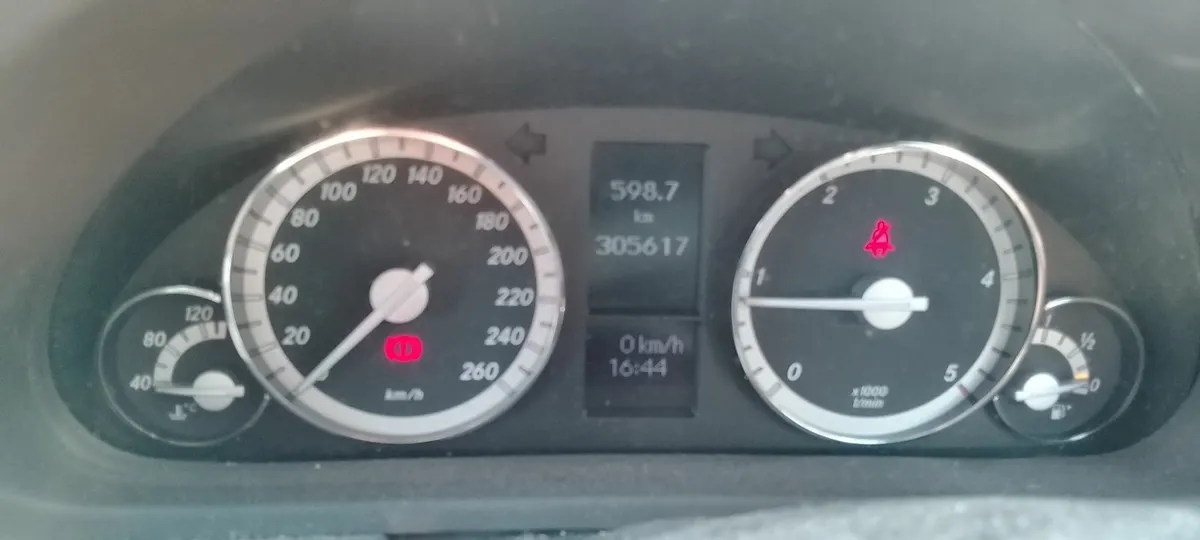 Mercedes-Benz C-Class 2009 - Image 4