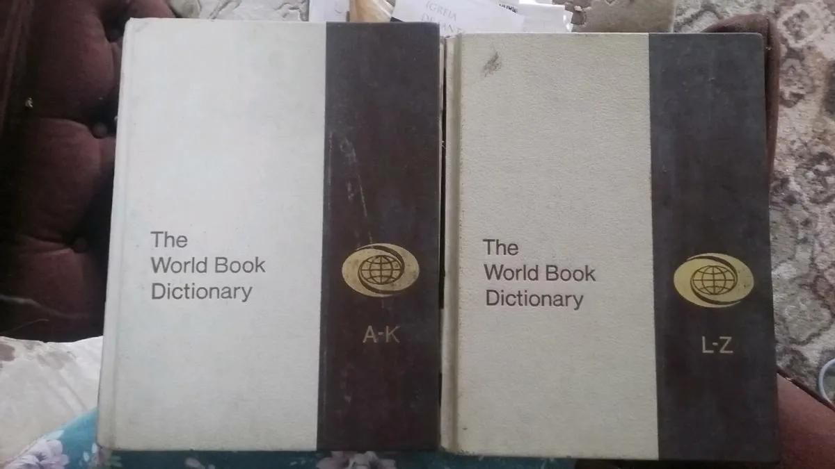 Books - Image 2