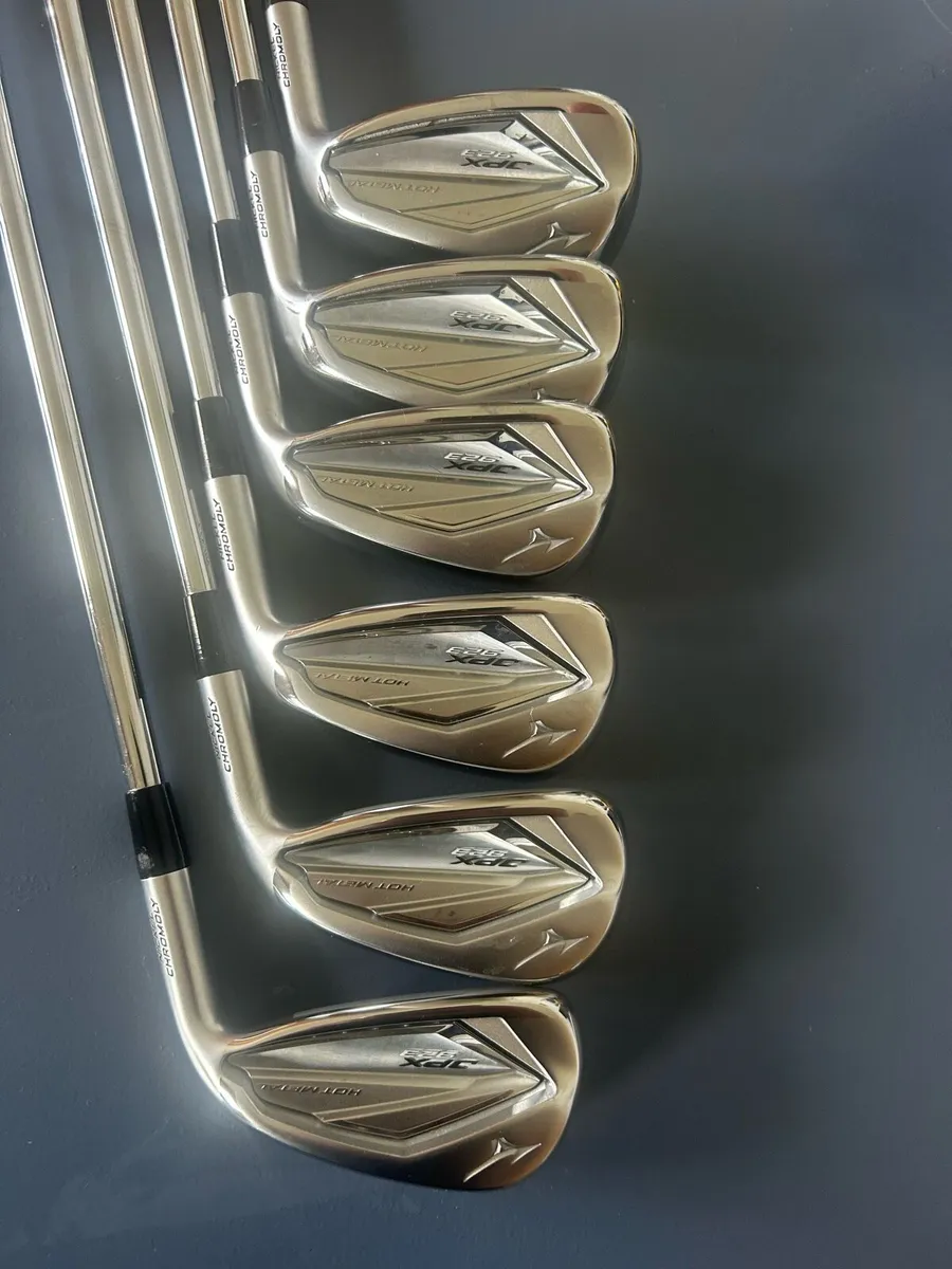 Mizuno irons - Image 2