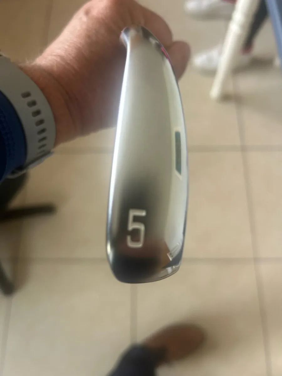 Mizuno irons - Image 4