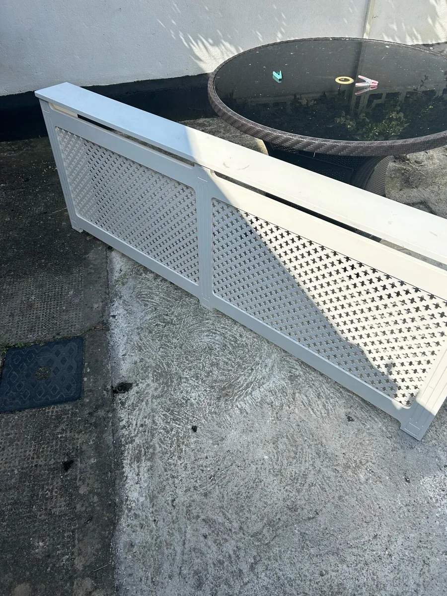 Radiator cover - Image 1