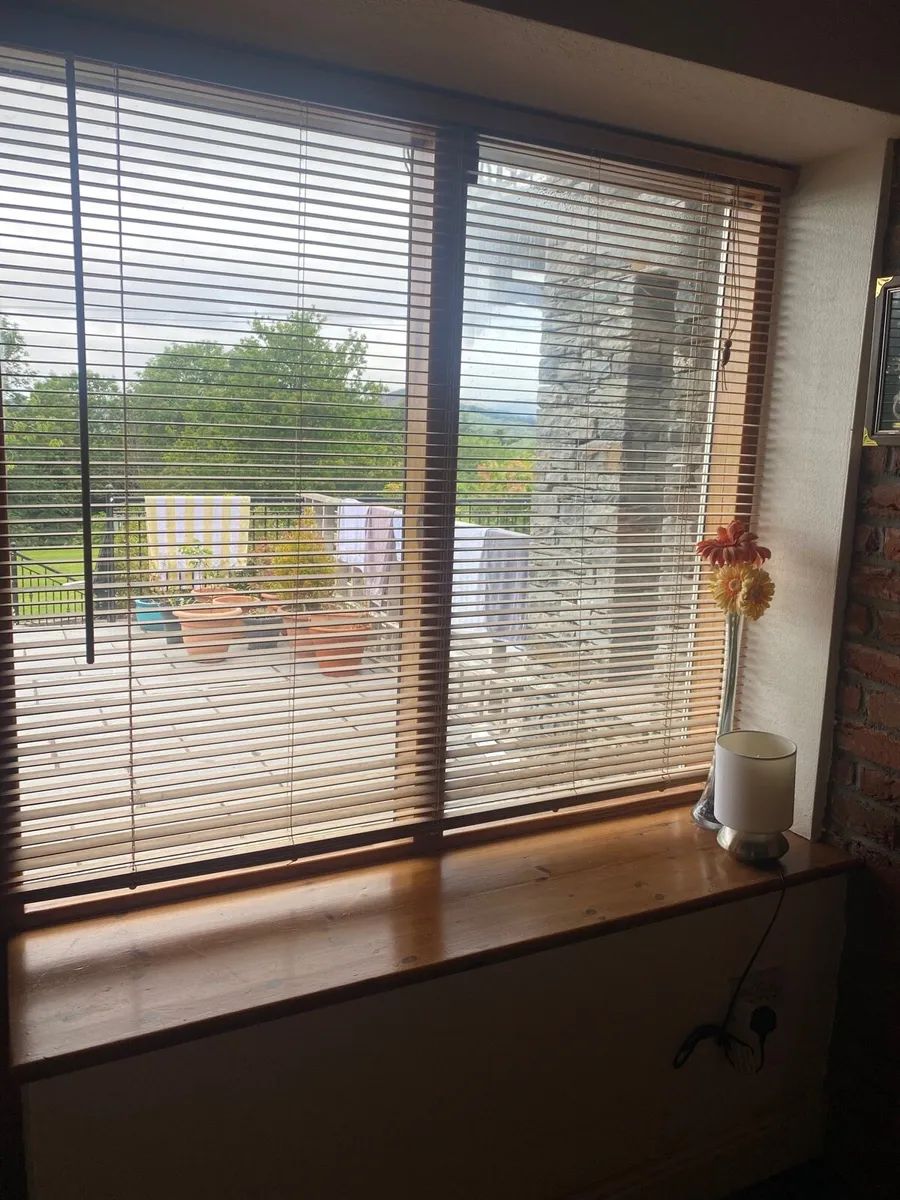 Window timber blinds - Image 1