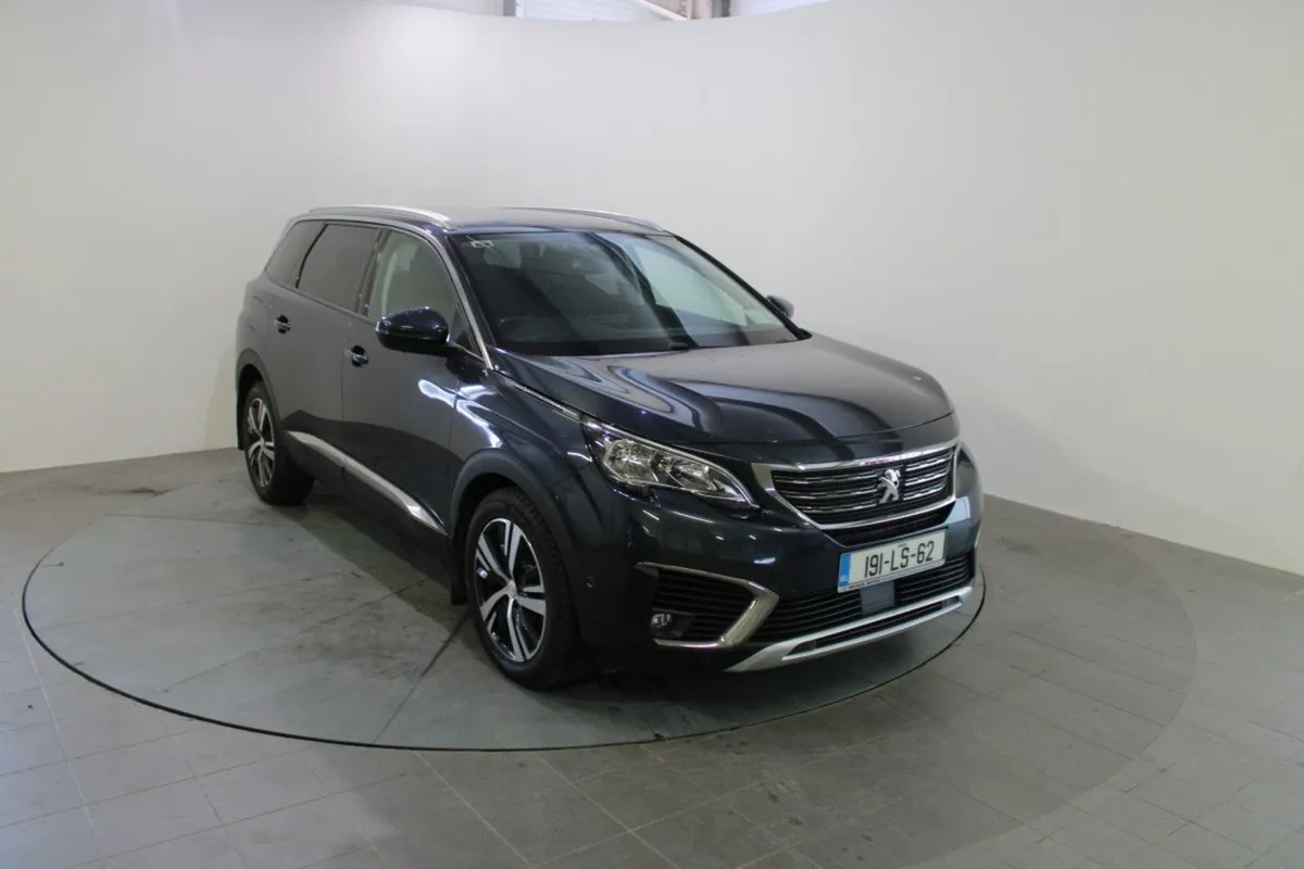 Peugeot 5008 1.2 Puretech 130bhp Allure - Image 1