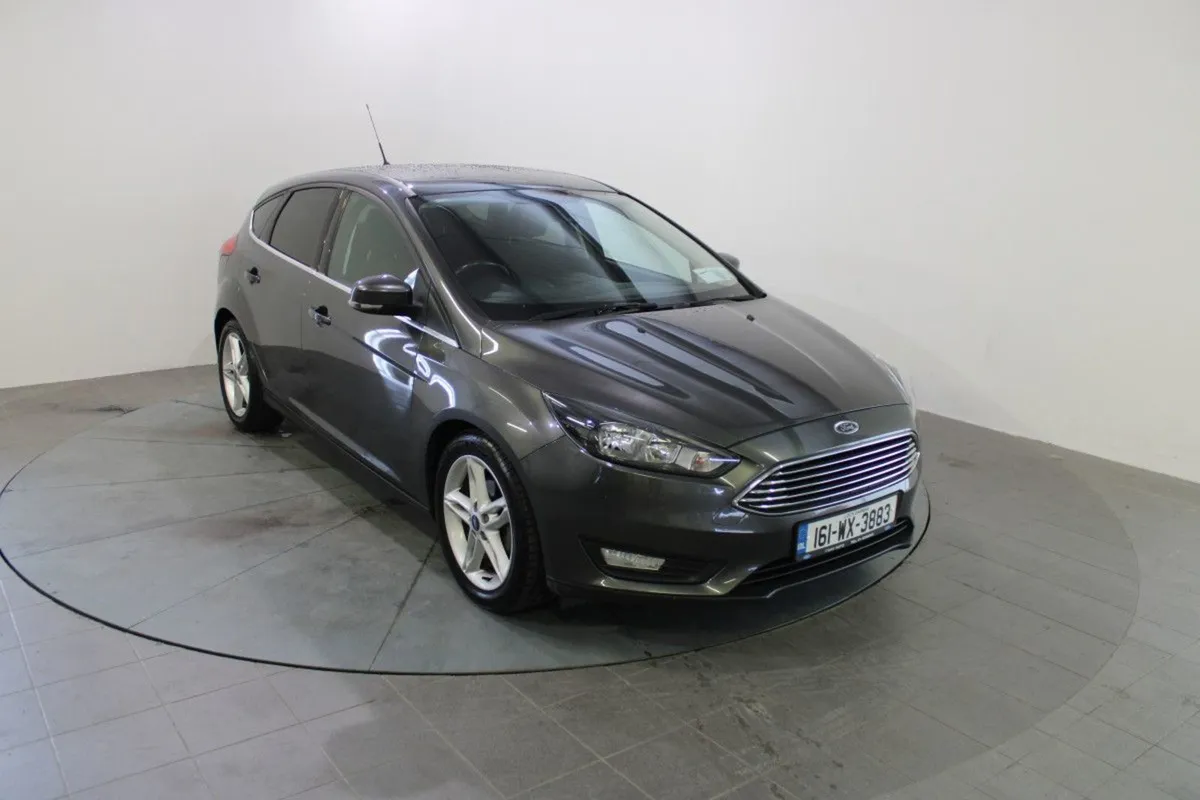 Ford Focus 1.0 Ecoboost Turbo 100PS Zetec - Image 1