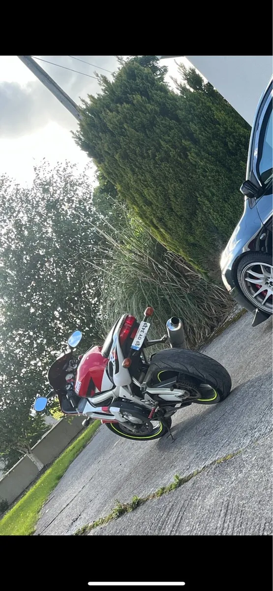 Yamaha r6 - Image 2