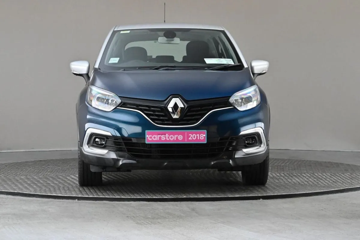 Renault Captur 1.5 DCi 90 Dynamique SAT NAV  2ton - Image 2
