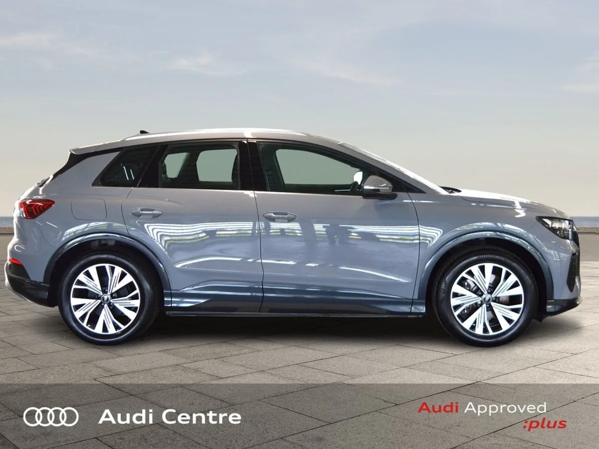 Audi Q4 E-tron 40 Sport Pebble Grey Pearl Effect - Image 3