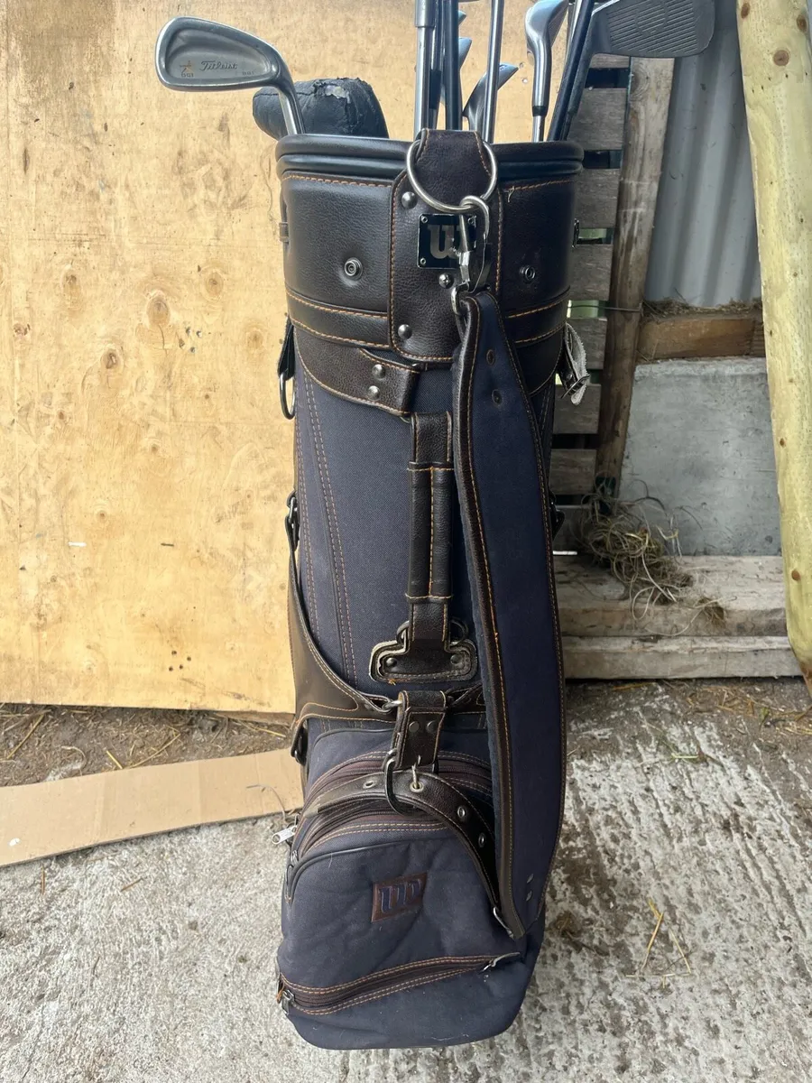 Golf clubs and bag - Image 2