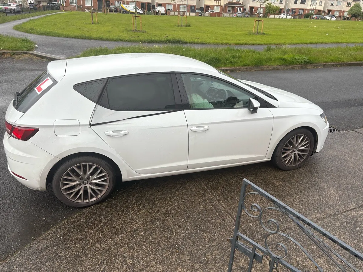 Seat Leon 1.6L - Image 3