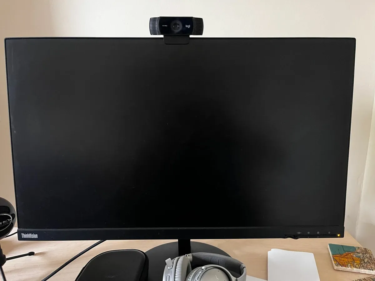 Lenovo ThinkVision computer monitor 27" - Image 1