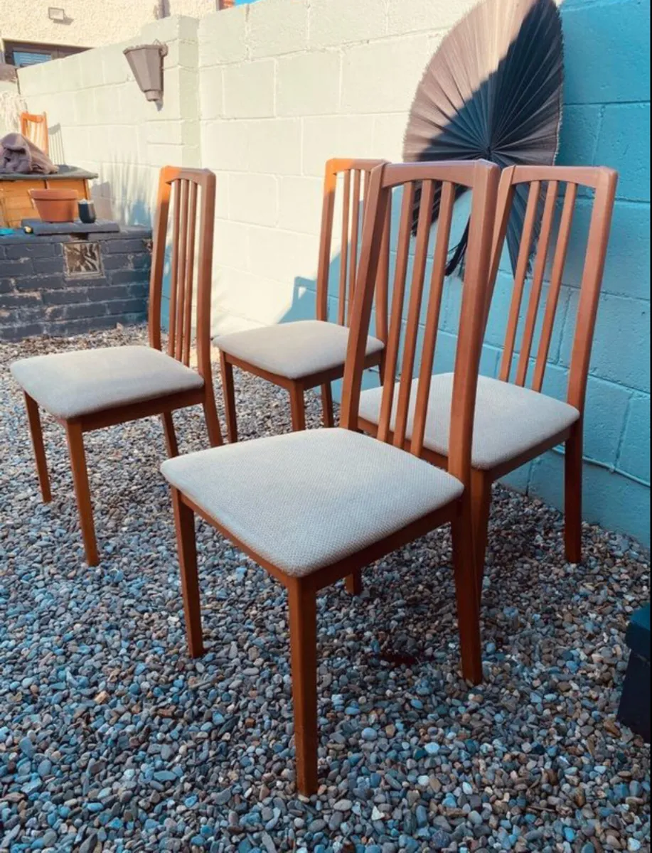 Mid Century Dining Chairs x 4 - Image 2