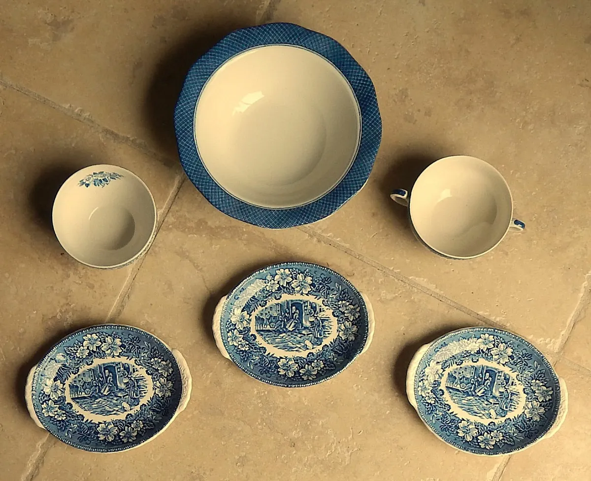 Selection of Staffordshire Pieces - Image 3
