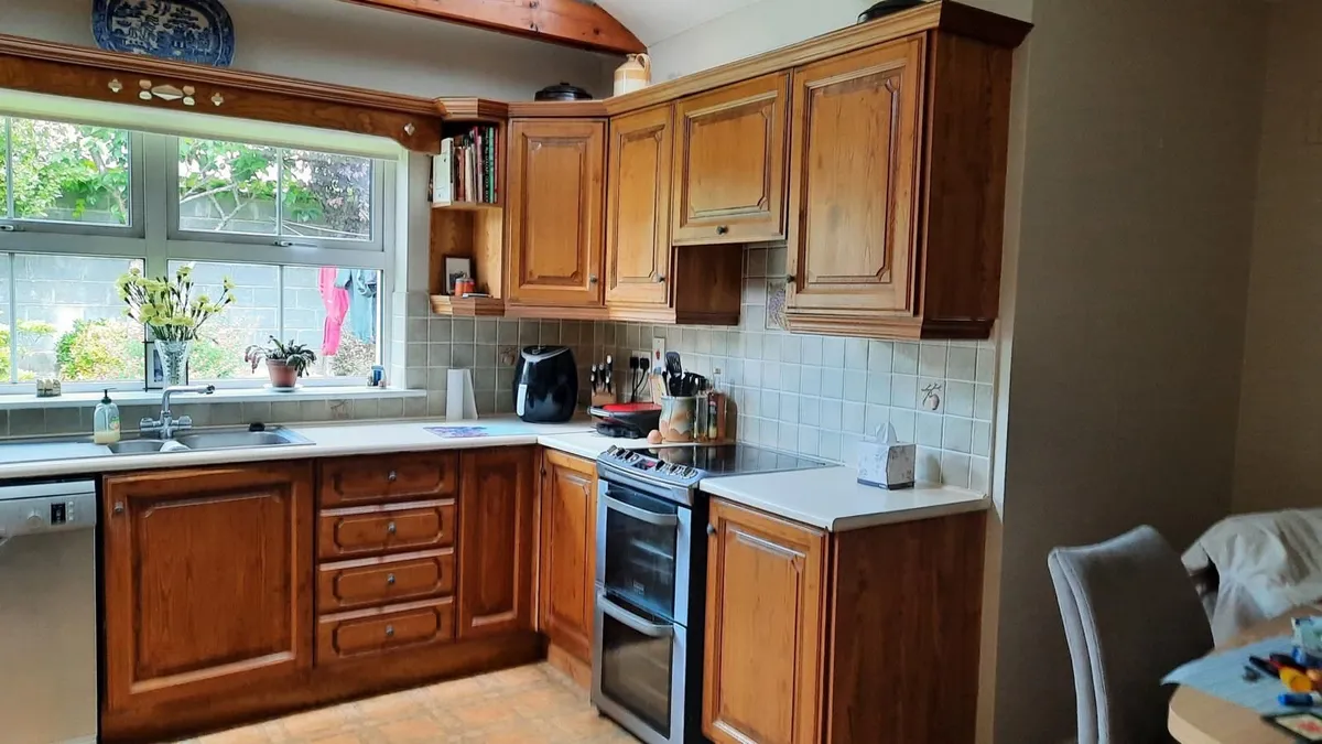 Kitchen units - Image 2