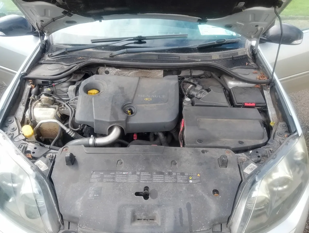 Renault Laguna 2010 - Image 4