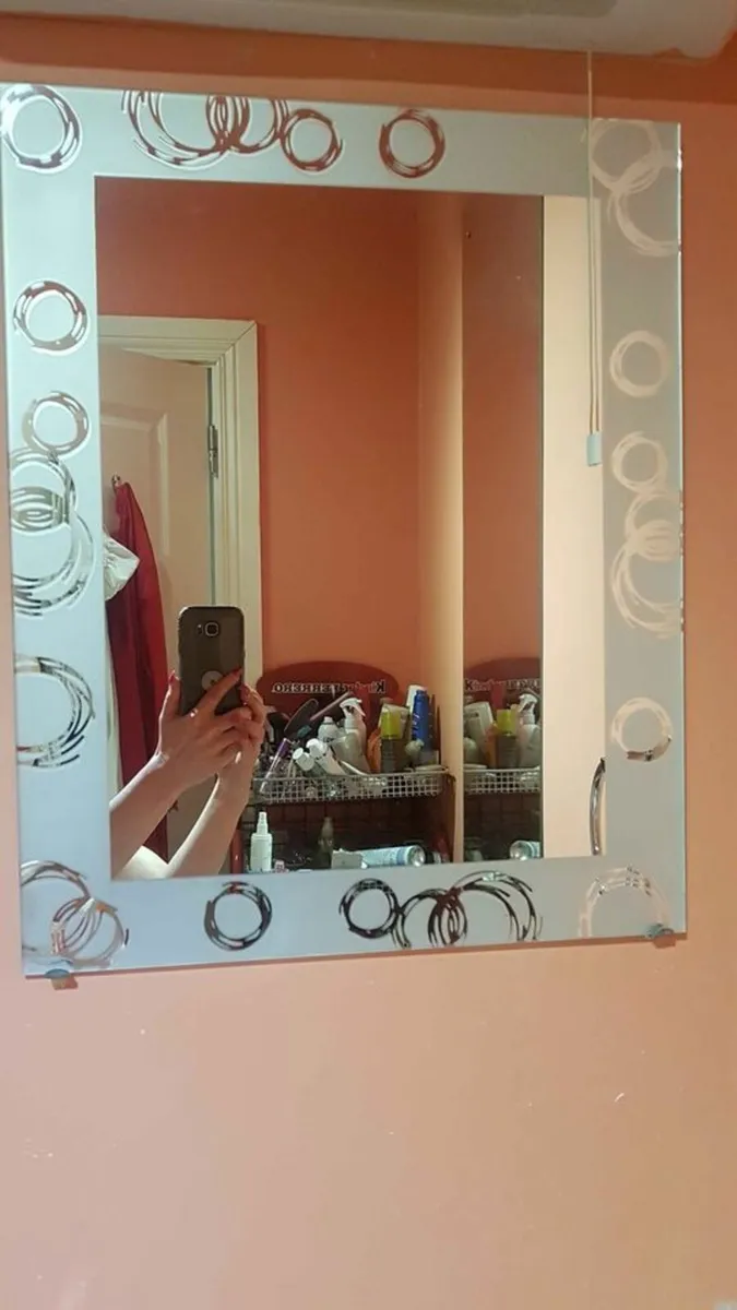mirror Dimensions about 40 cm 50 read desc - Image 1