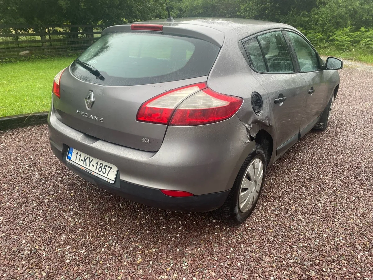 11 Renault Megane Diesel - Image 2