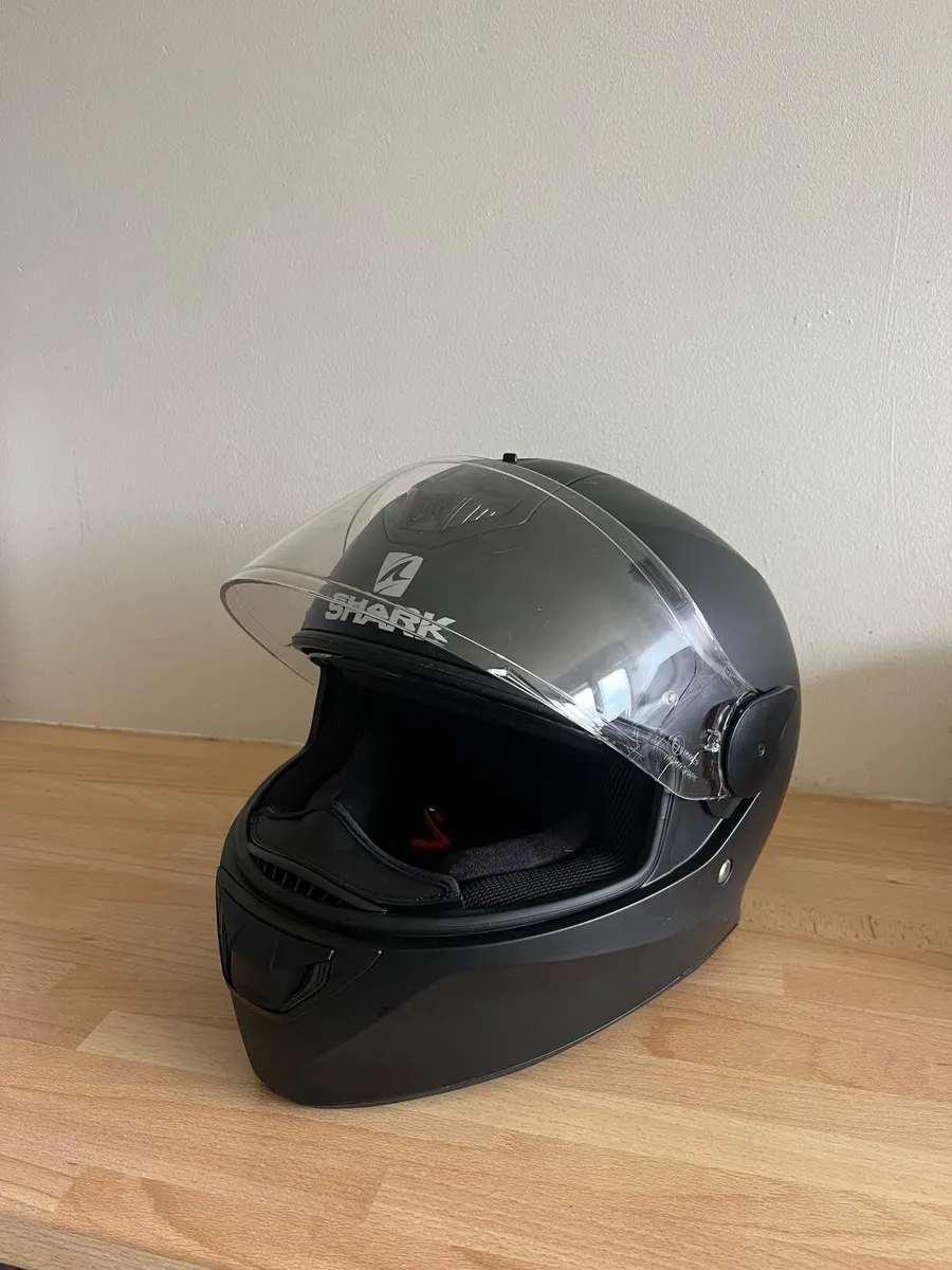 Motorcycle Helmet - Image 1
