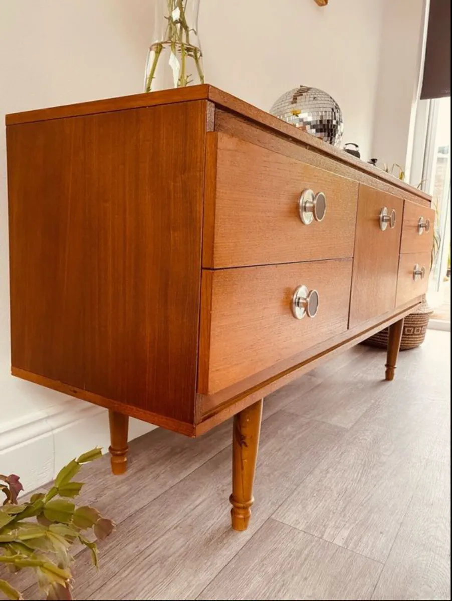 Mid Century Sideboard Drinks Cabinet - Image 3