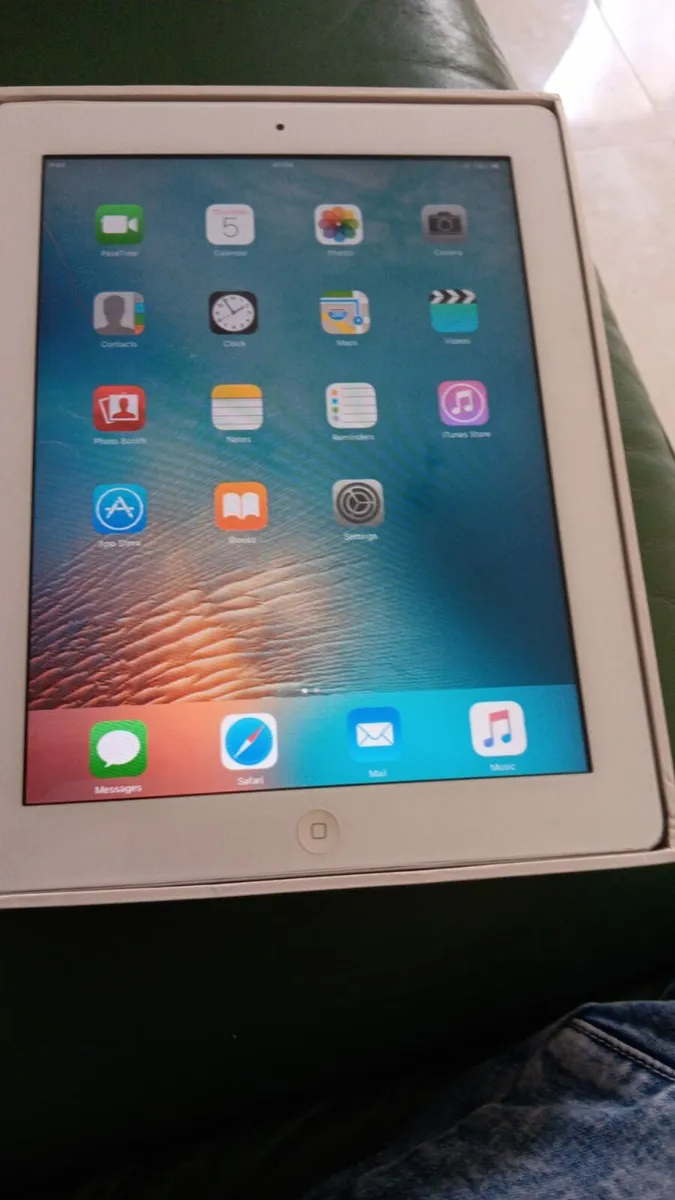 tablet - Image 1