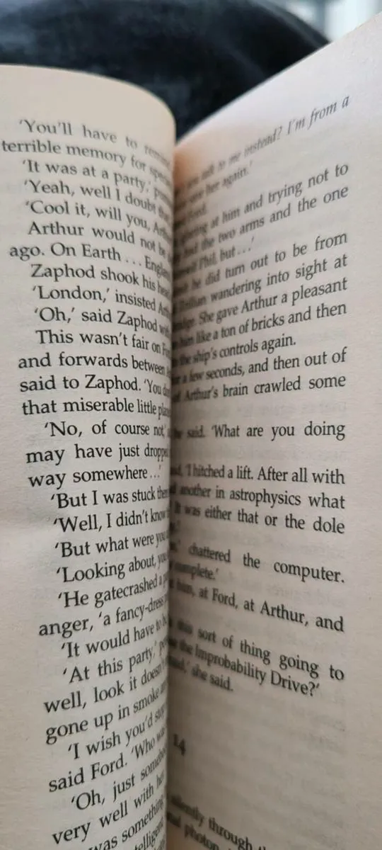 The Hitchhikers Guide to the Galaxy - Image 2