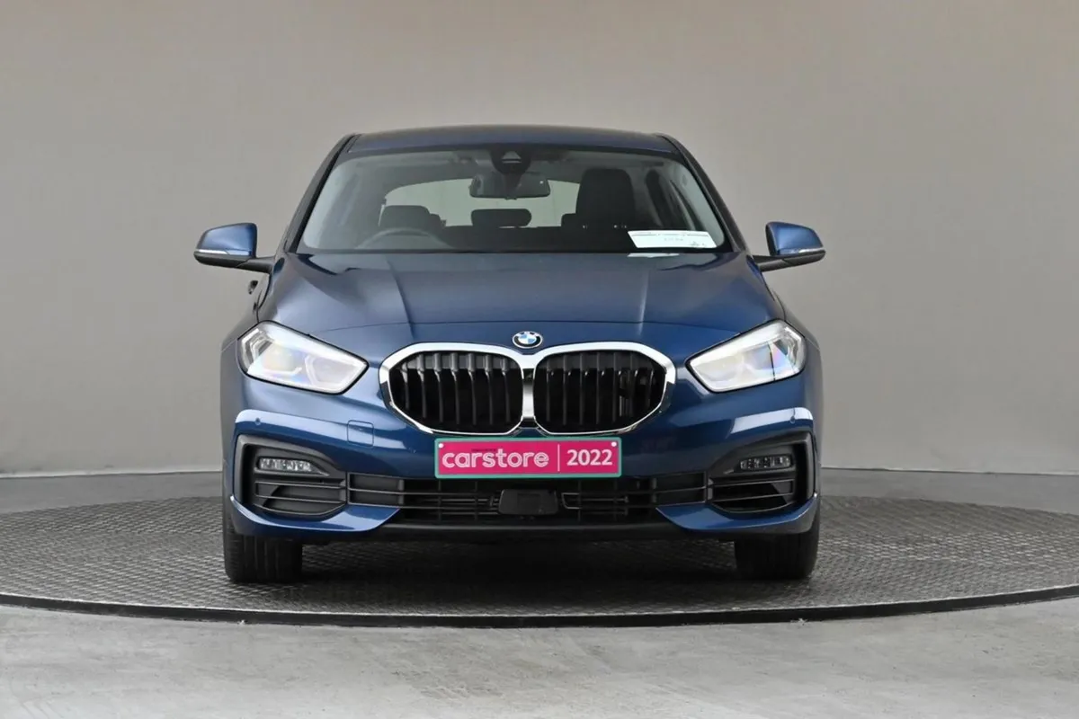 BMW 1 Series 118i Auto  reverse Camera parking Se - Image 2