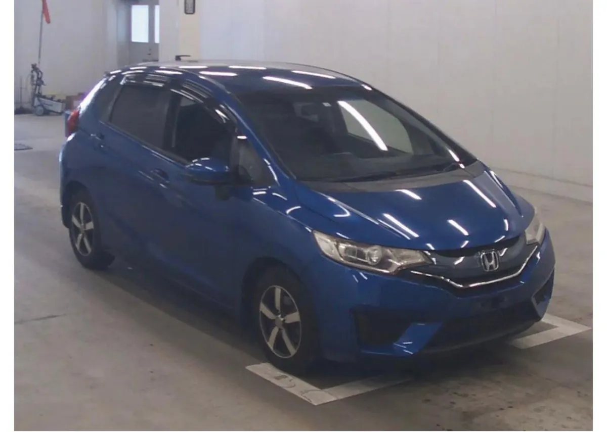 Honda Fit 2014 manual  Blue - Image 3