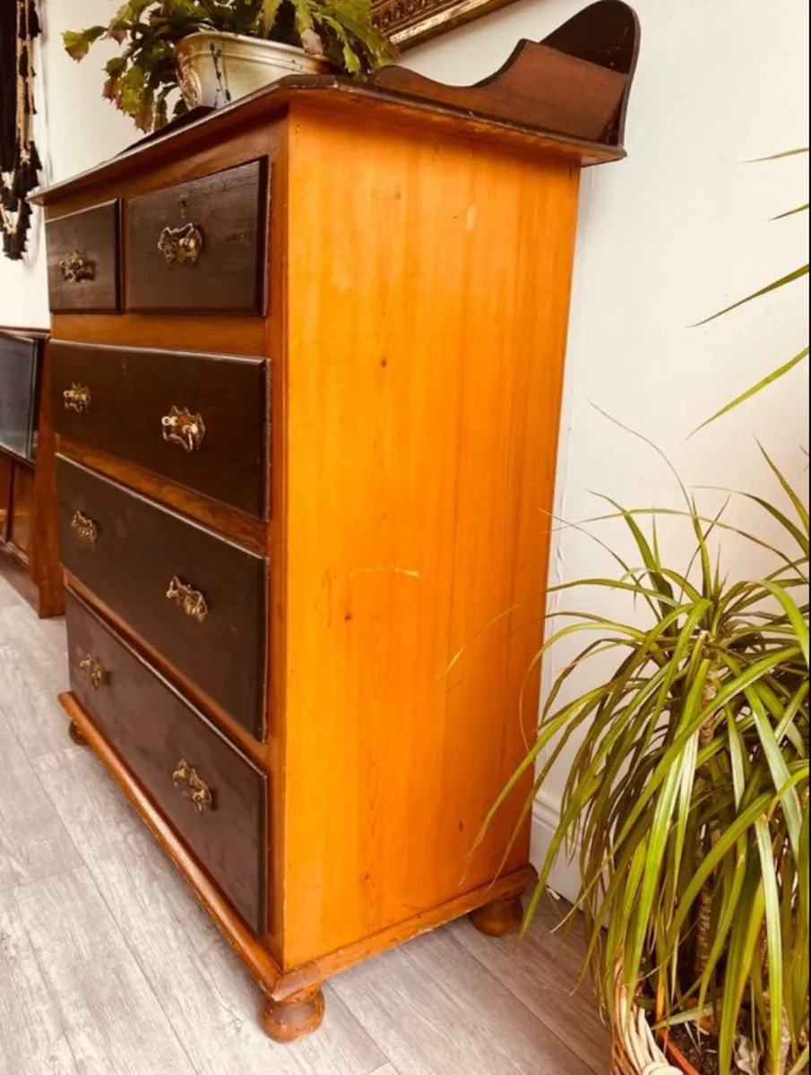 Antique Victorian Pine Chest of Drawers - Image 3